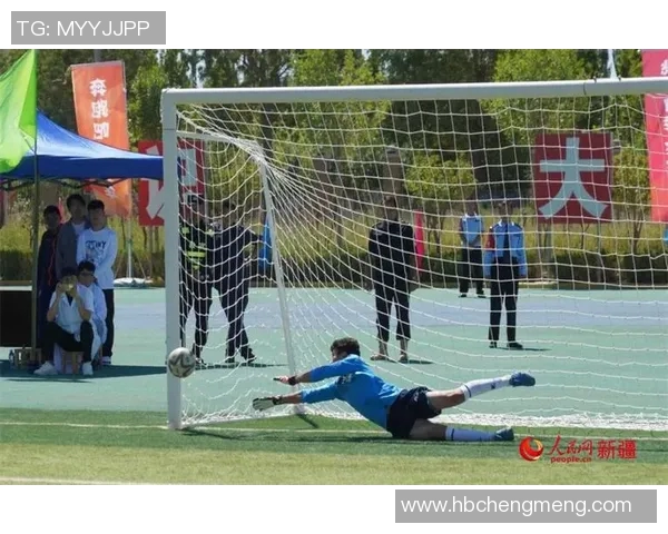 足球场上的英雄与梦想 童心与球技共舞 点燃未来的希望与激情 足球场上的英雄与梦想 童心与球技共舞 点燃未来的希望与激情