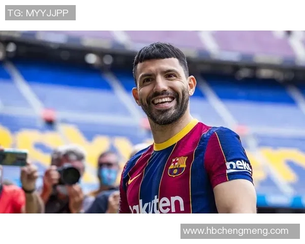 足球球星穿背心时尚大揭秘：领略运动与潮流的完美融合